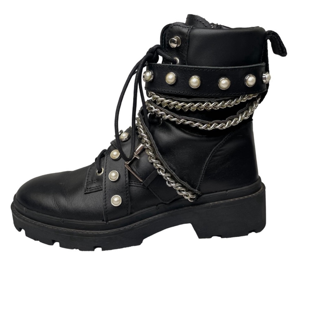 🖤 ZARA Chain & Pearl Combat Boots - Size:EU 40 (9-9.5US)